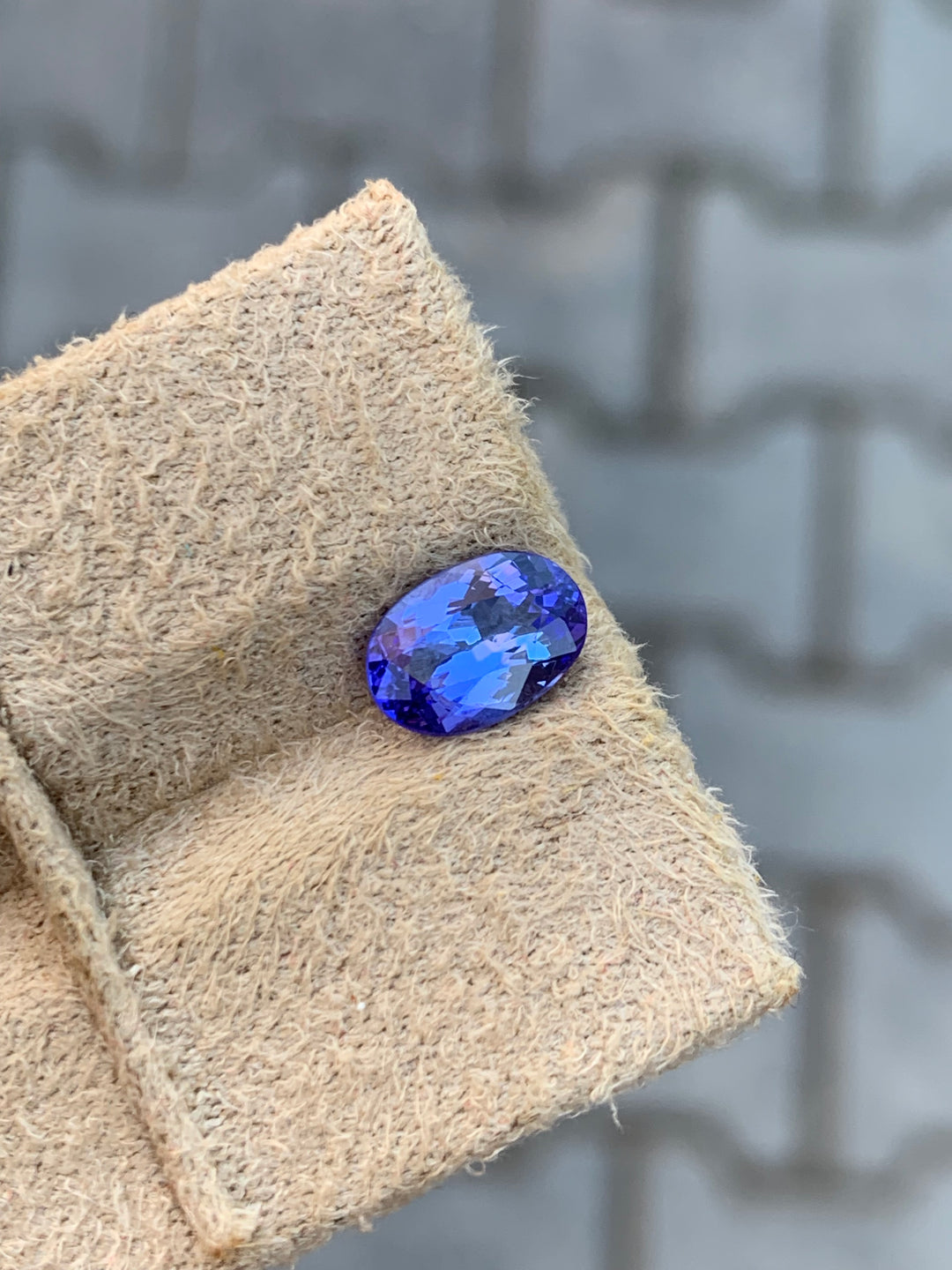 1.55 Carats Faceted Blue Tanzanite