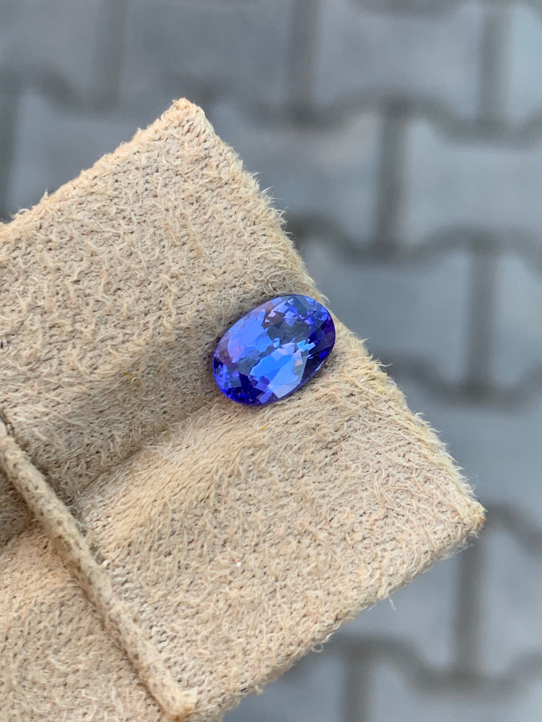 1.55 Carats Faceted Blue Tanzanite