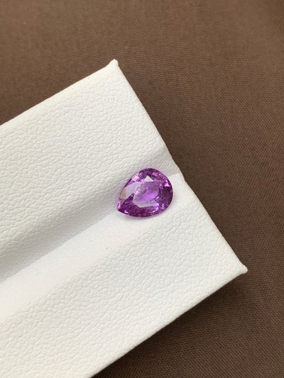 1.40 Carats Faceted Sapphire - Noble Gemstones®