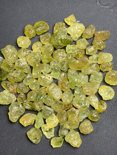 30 Grams Facet Rough Mali Garnet - Noble Gemstones®