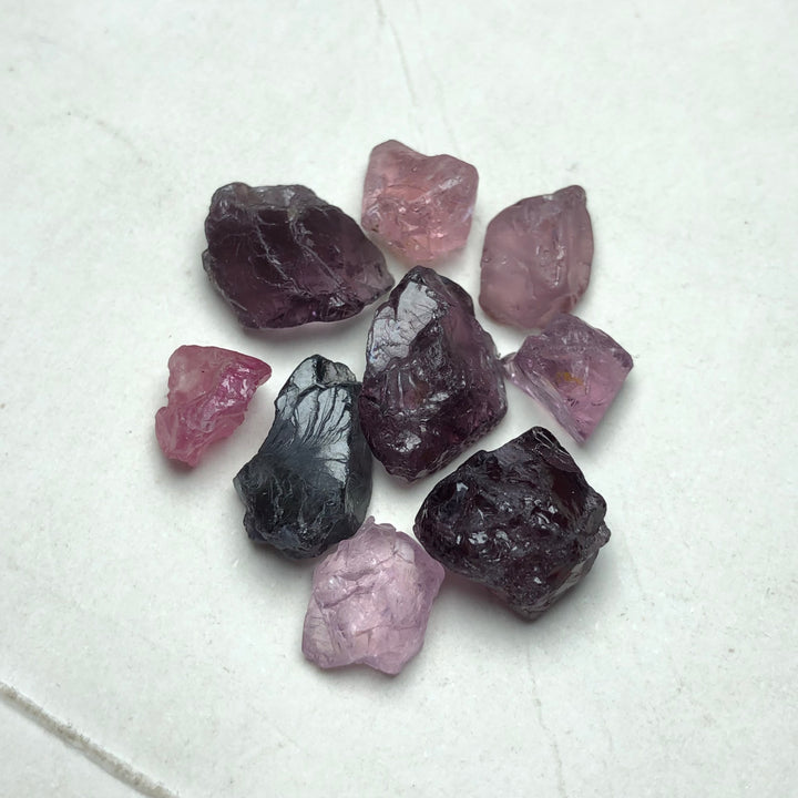 38.35 Carats Facet Rough Spinel - Noble Gemstones®