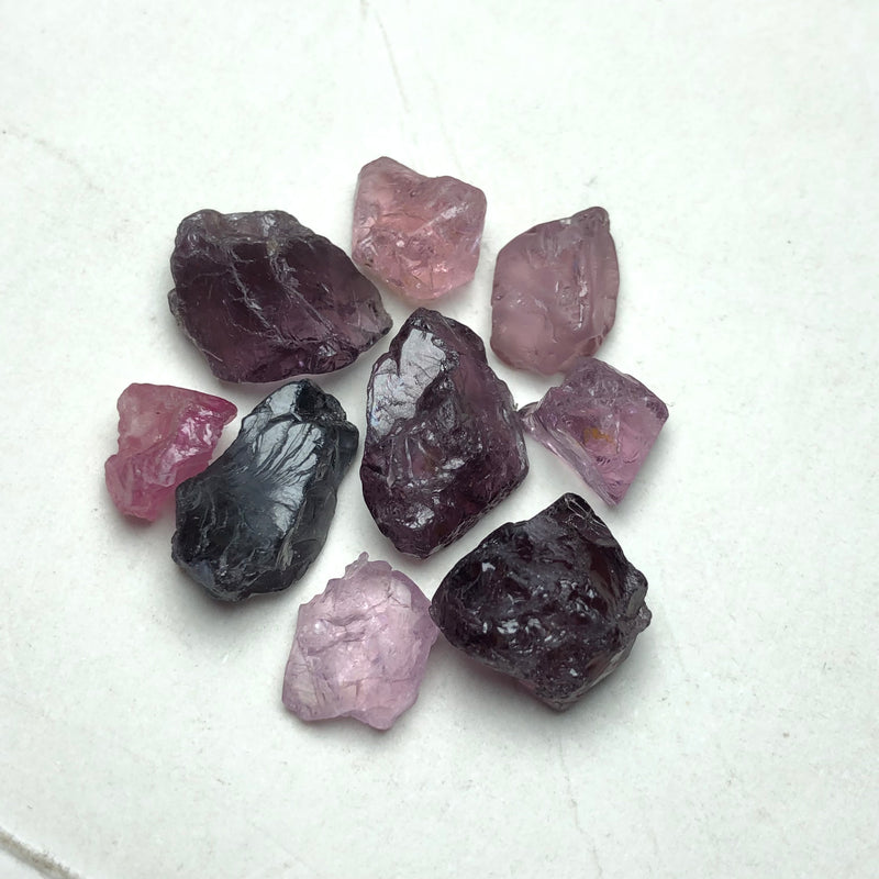 38.35 Carats Facet Rough Spinel - Noble Gemstones®