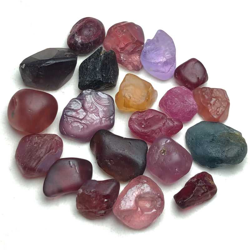 30.80 Carats Facet Rough Spinel - Noble Gemstones®