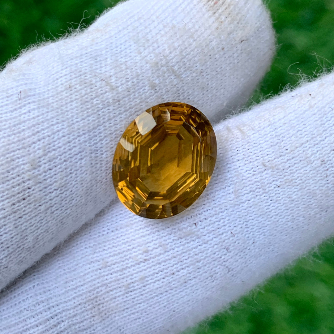 9 Carats Faceted Step-Cut Semi-Precious Citrine