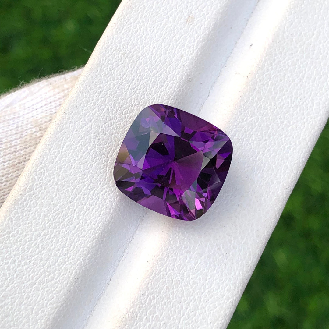 10.65 Carats Natural Faceted Semi-Precious Amethyst Gemstone