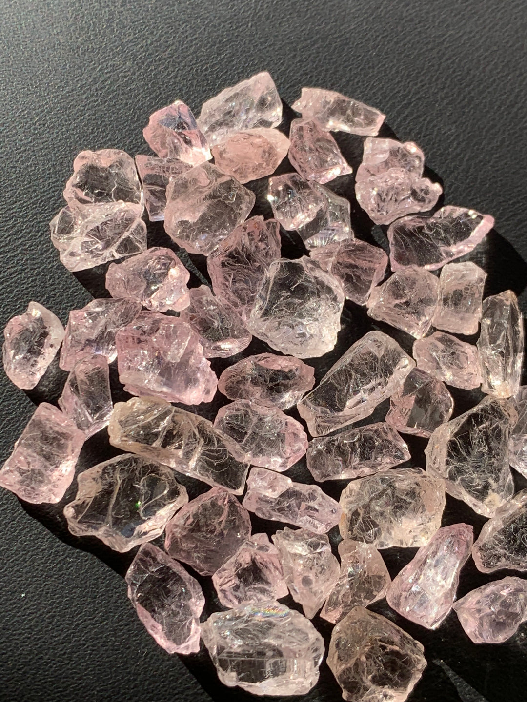 135 Carats Facet Rough Morganites