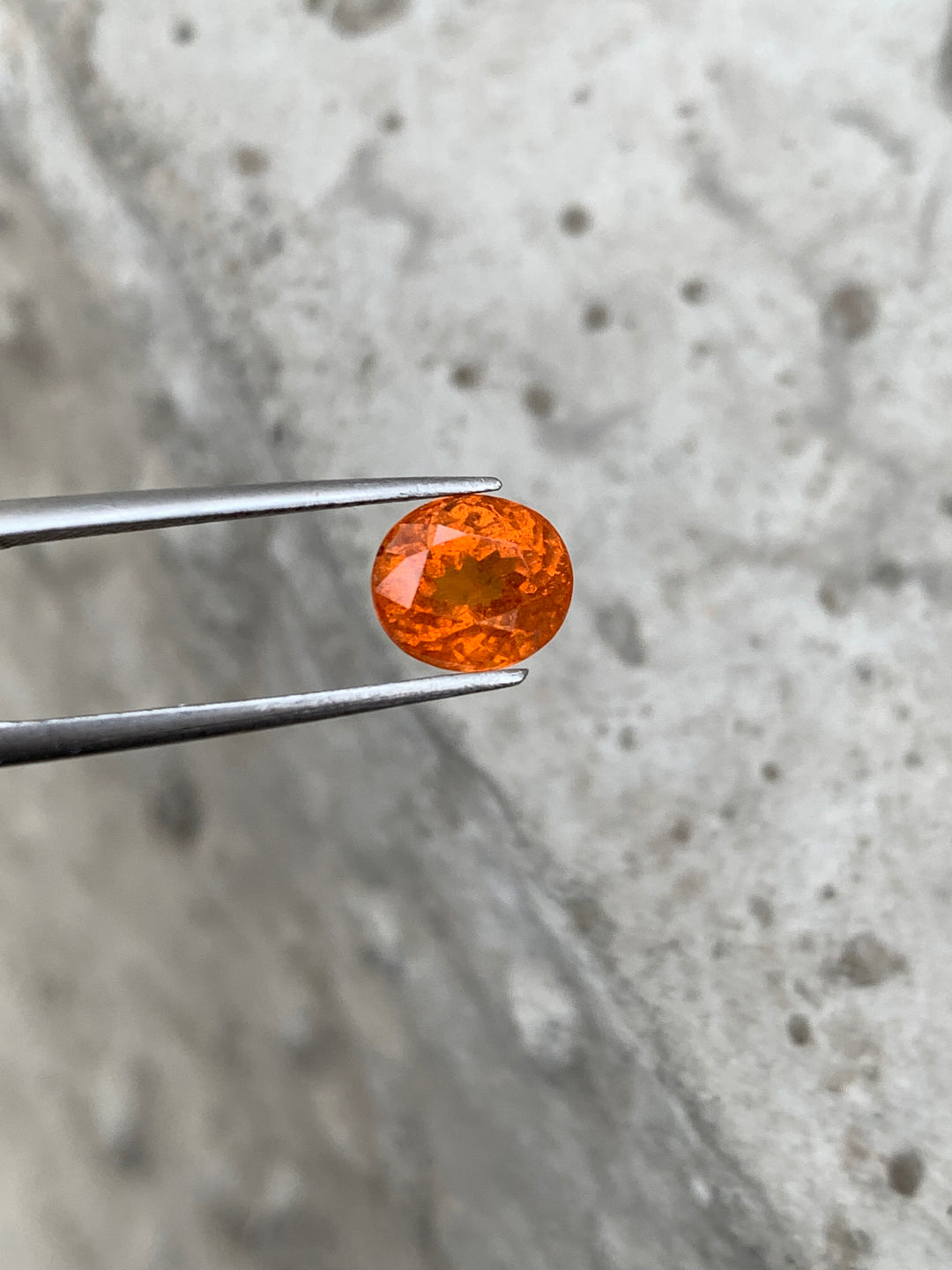 2.40 Carats Faceted Spessartine Garnet