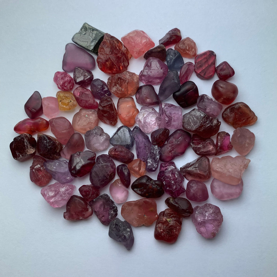 128 Carats Facet Rough Mix Colors Spinel