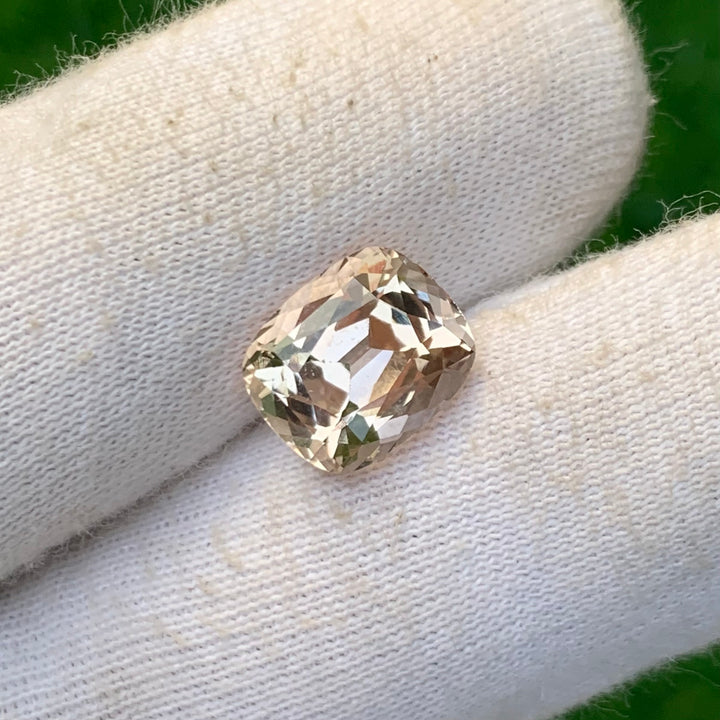 6.40 Carats Faceted Semi-Precious Imperial Topaz