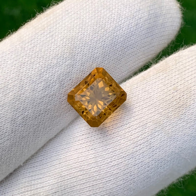 7.90 Carats Faceted Honey Citrine