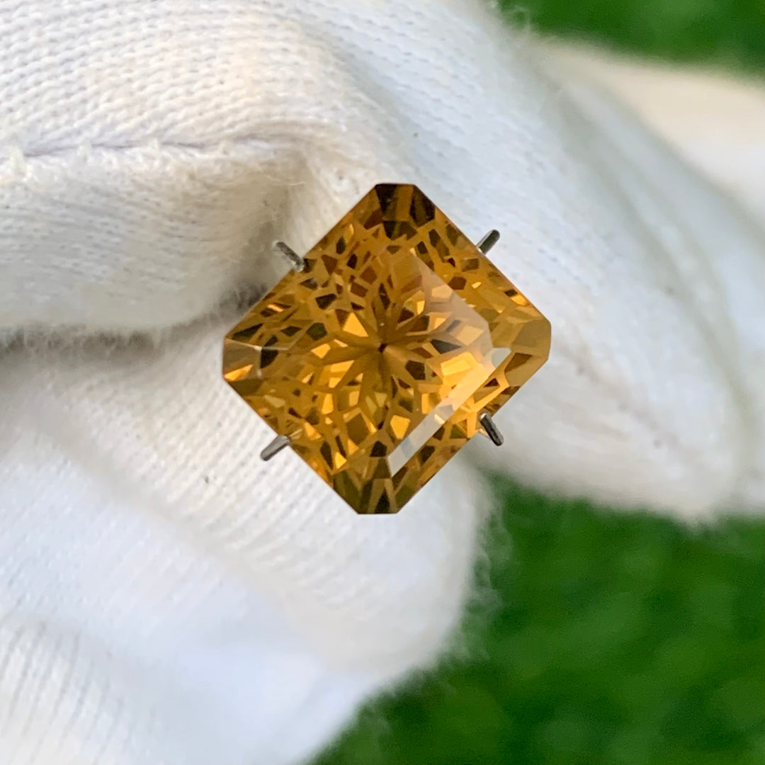 7.90 Carats Faceted Honey Citrine