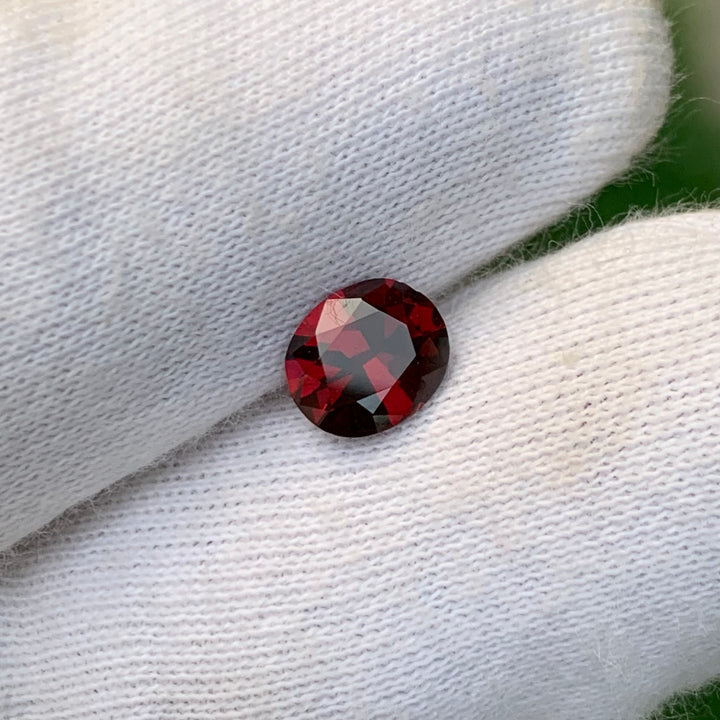 1.85 Carats Faceted Hot Red Rhodolite Garnet