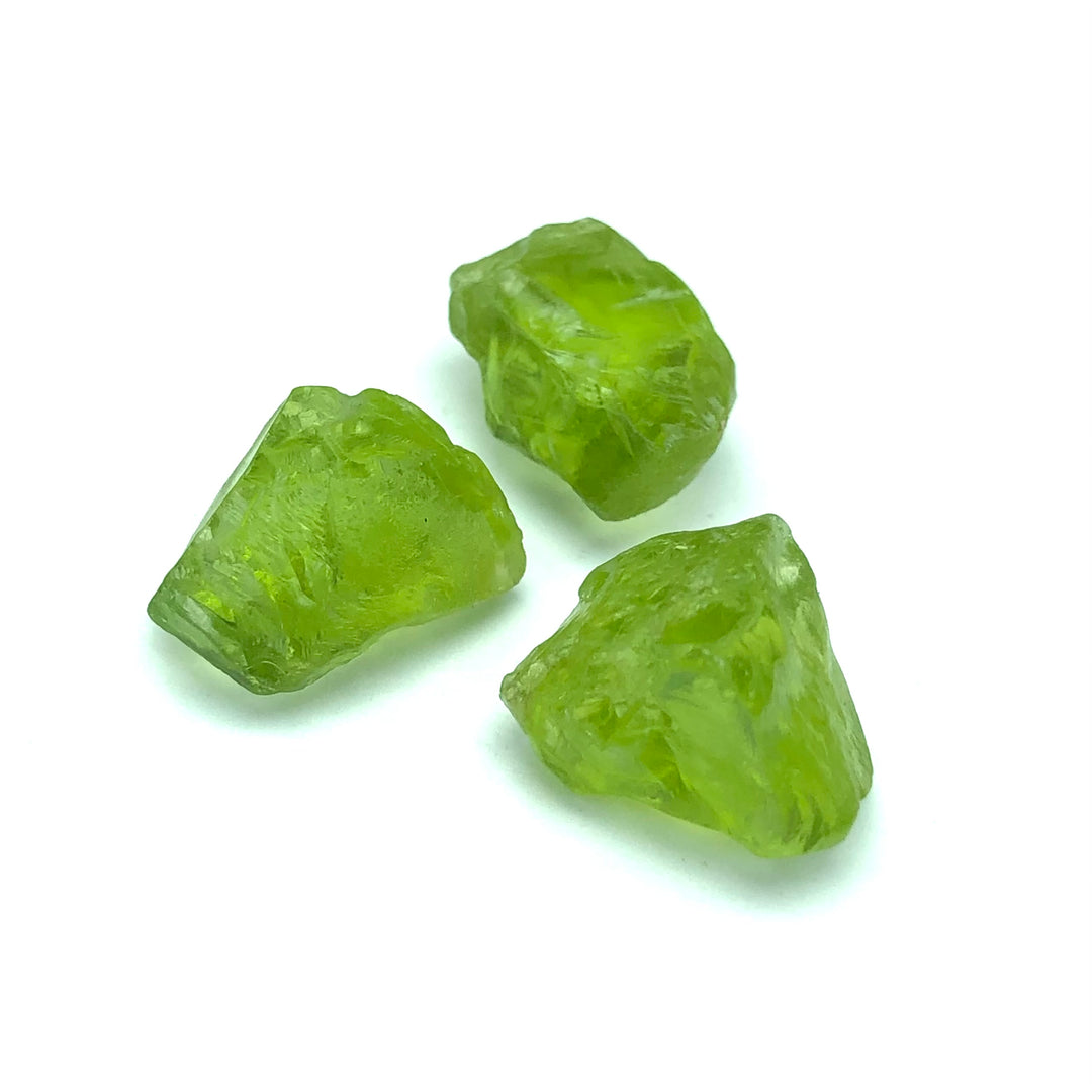 3.93 Grams Facet Rough Apple Greenish Peridots For Sale