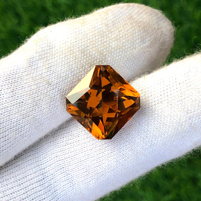 15.35 Carats Faceted Golden Brown Citrine
