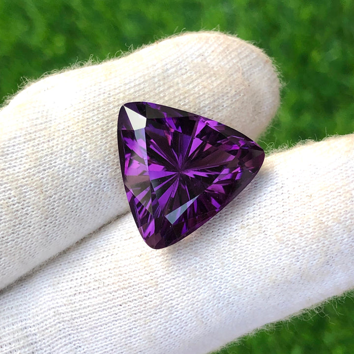 19.80 Carats Natural Faceted Semi-Precious Amethyst