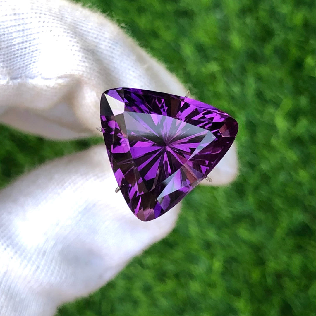 19.80 Carats Natural Faceted Semi-Precious Amethyst