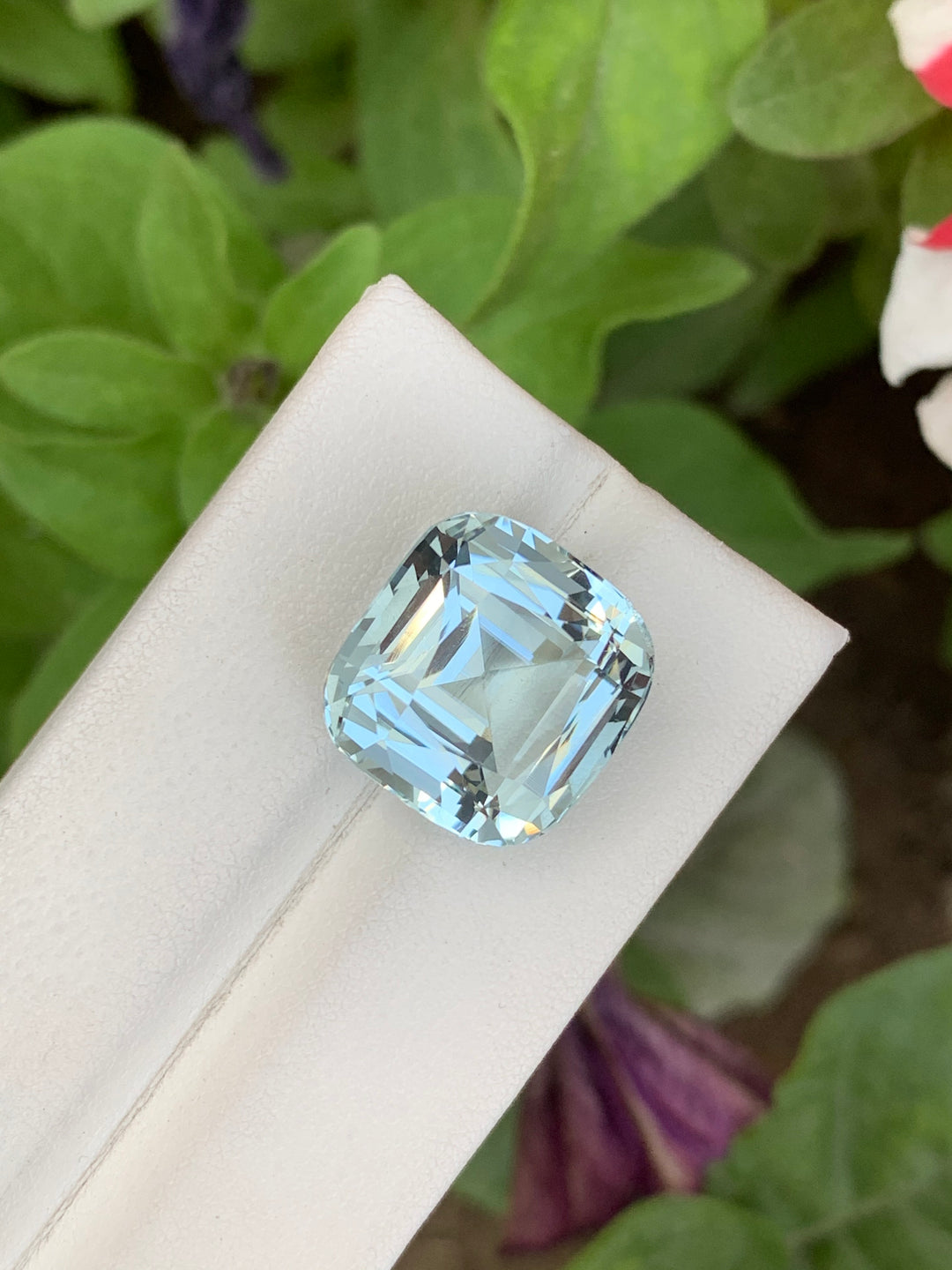 17.40 Carats Faceted Cushion Aquamarine - Noble Gemstones®