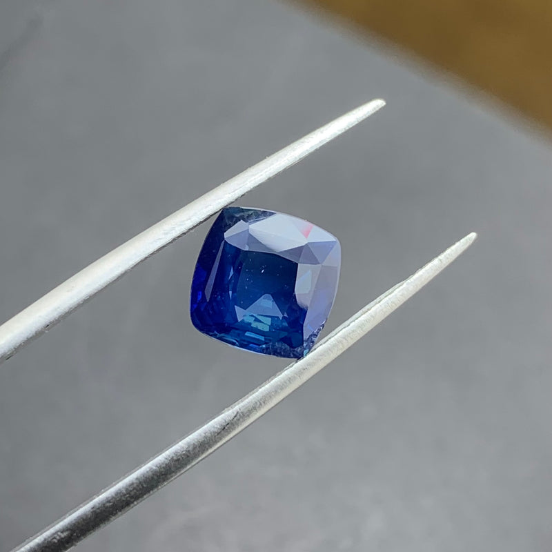 3.38 Carats Faceted Sapphire - Noble Gemstones®