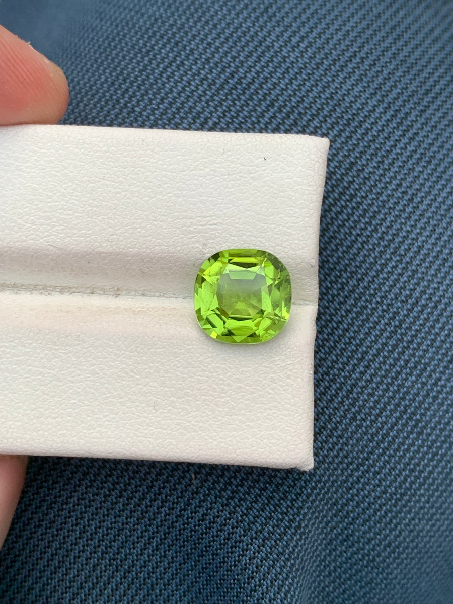 3.50 Carats Cushion Cut  Peridot - Noble Gemstones®