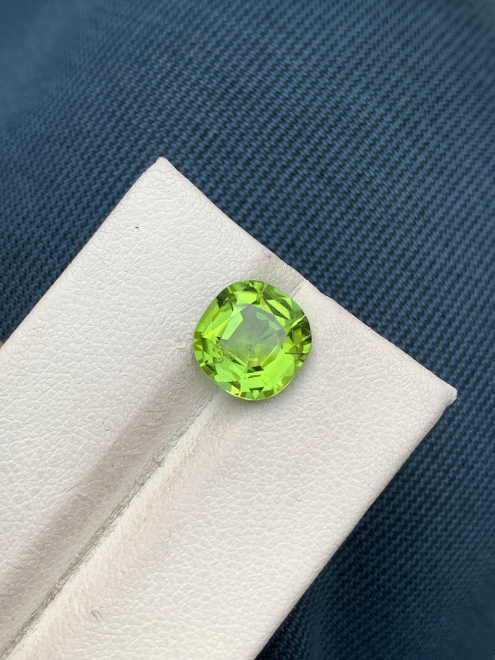 3.50 Carats Cushion Cut  Peridot - Noble Gemstones®