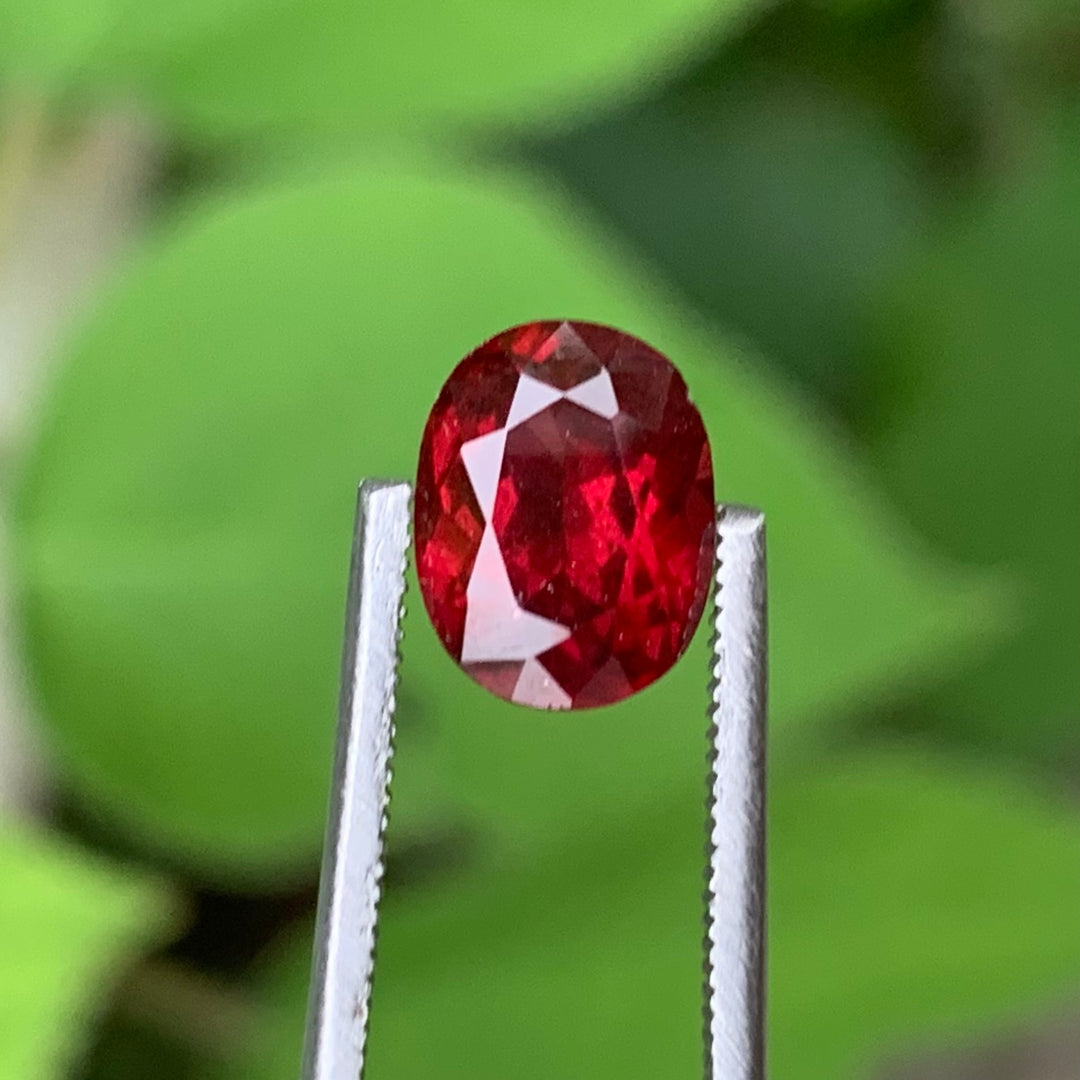 2 Carats Faceted Beautiful Semi-Precious Rhodolite Garnet