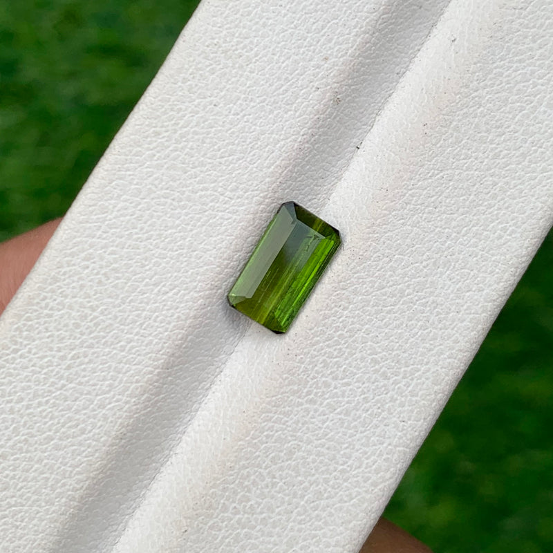 1.70 Carats Faceted Semi-Precious Green Tourmaline