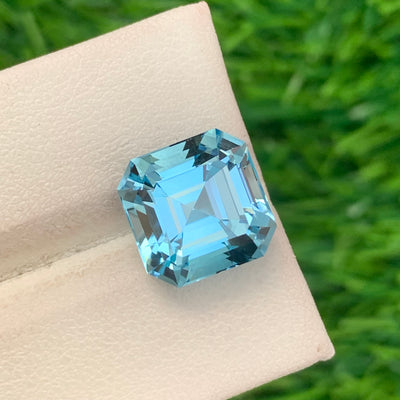 9.80 Carats Faceted Blue Topaz - Noble Gemstones®