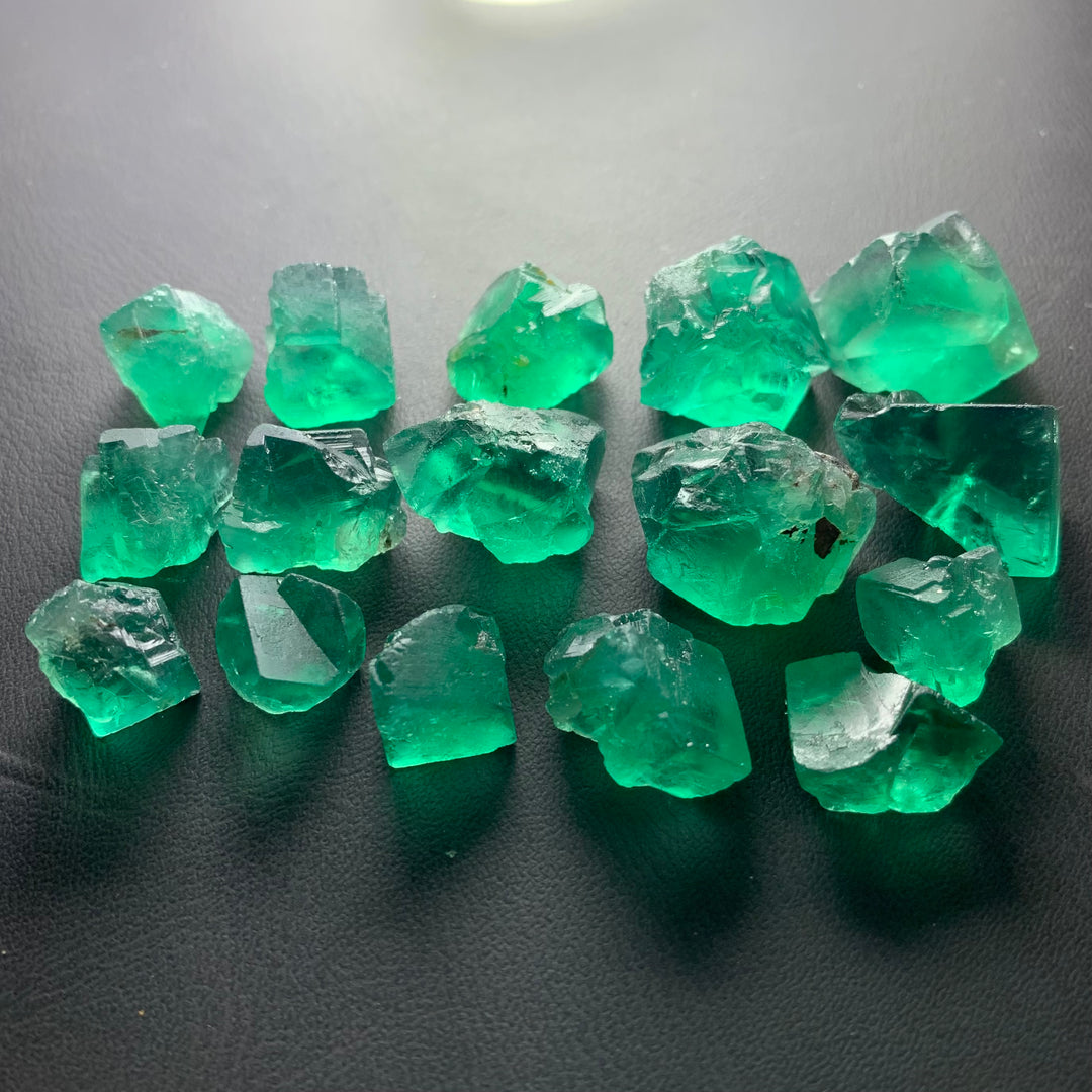 70 Grams Facet Rough Apatite For Sale