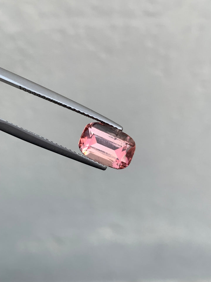 2.85 Carats Faceted Peach Sunset Tourmaline