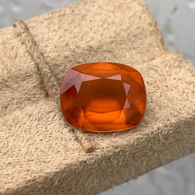 7.20 Carats Faceted Semi-Precious Hessonite Garnet