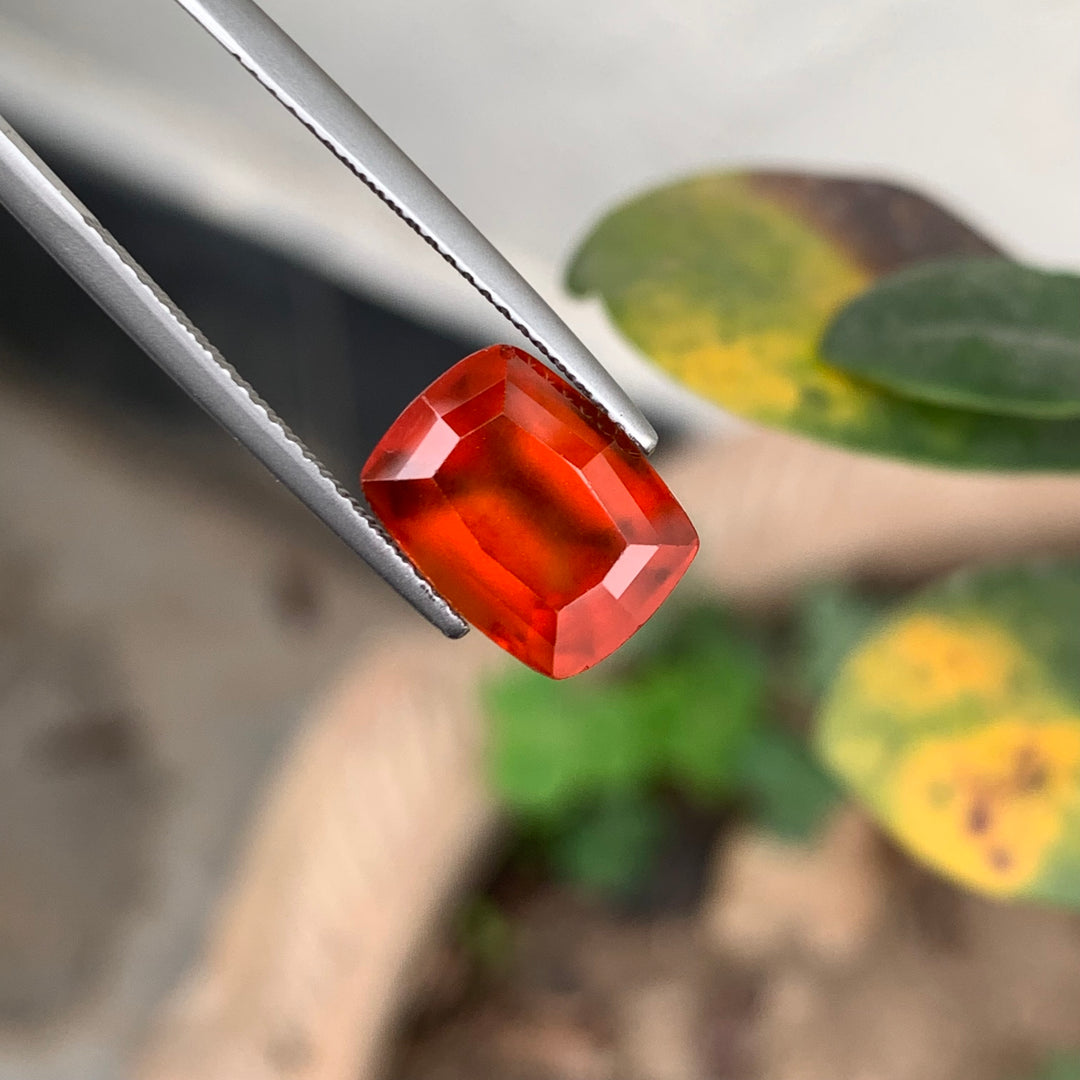 4.95 Carats Faceted Orangish Red Hessonite Garnet