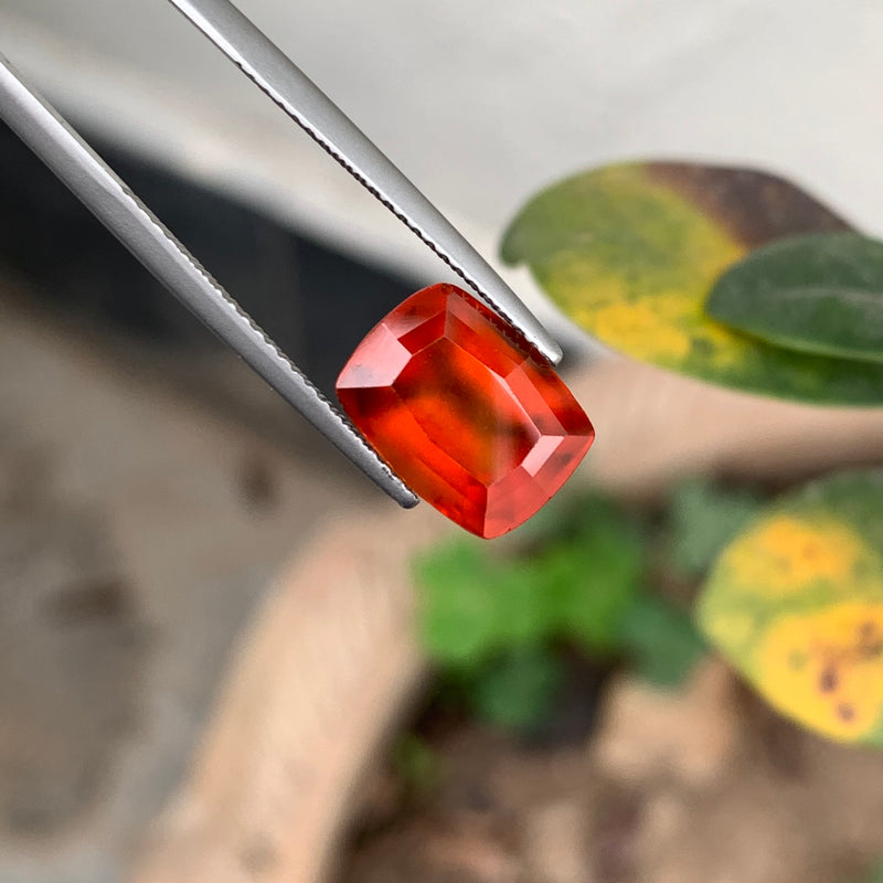 4.95 Carats Faceted Orangish Red Hessonite Garnet