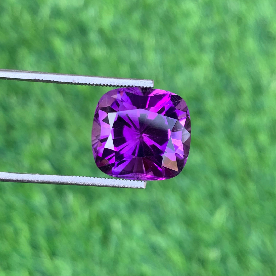 12.10 Carats Natural Faceted Semi-Precious Amethyst Gemstone