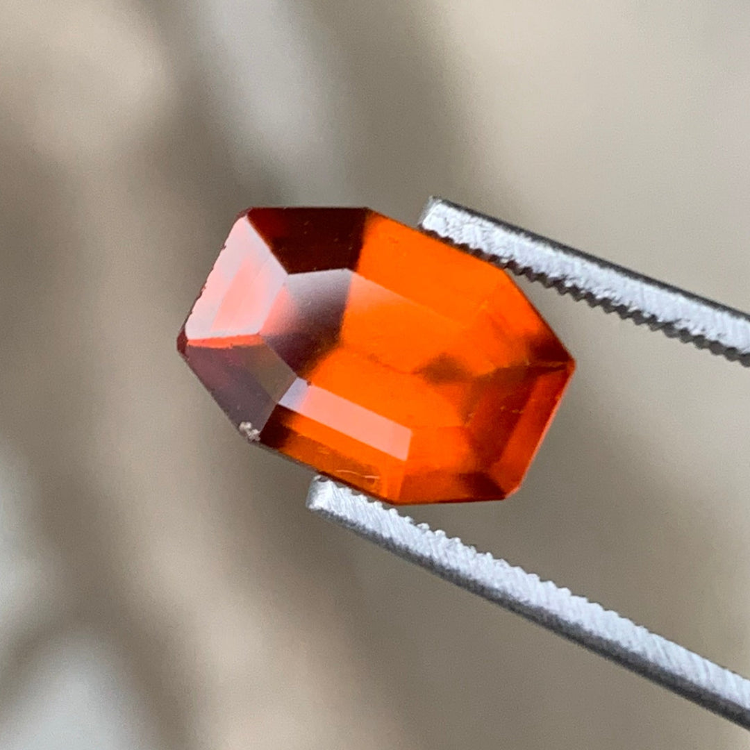 4 Carats Faceted Semi-Precious Hessonite Garnet