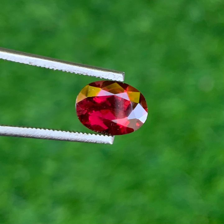 2.20 Carats Faceted Beautiful Semi-Precious Rhodolite Garnet