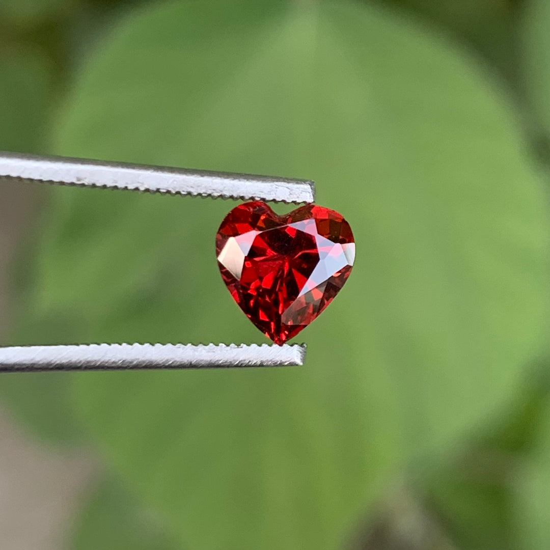 1.65 Carats Faceted Beautiful Semi-Precious Rhodolite Garnet