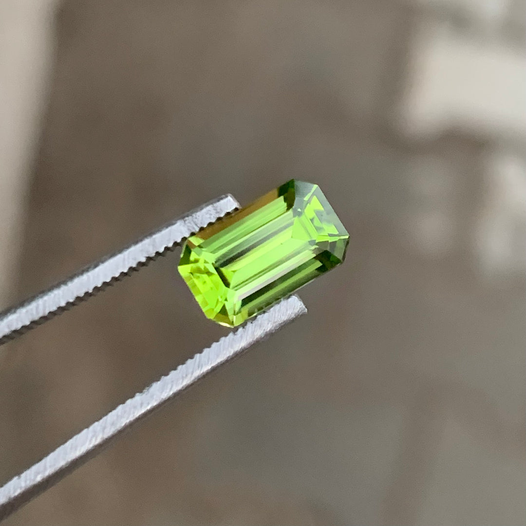 1.45 Carats Faceted Semi-Precious Peridot