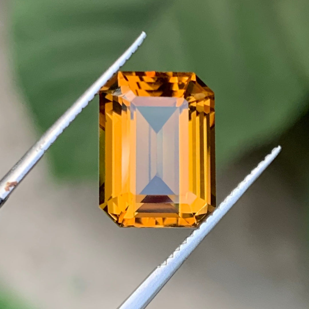 6.55 Carats Faceted Semi-Precious Honey Citrine