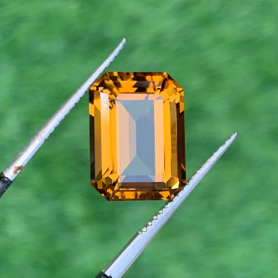 6.55 Carats Faceted Semi-Precious Honey Citrine