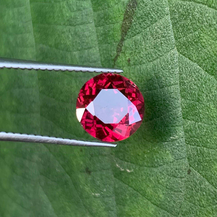 1.90 Carats Faceted Round Semi-Precious Rhodolite Garnet