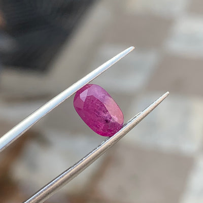 1.60 Carats Faceted Ruby - Noble Gemstones®