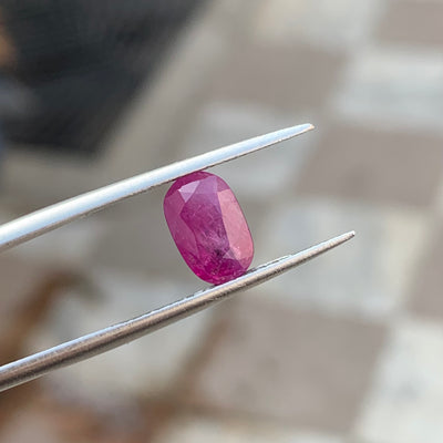 1.60 Carats Faceted Ruby - Noble Gemstones®