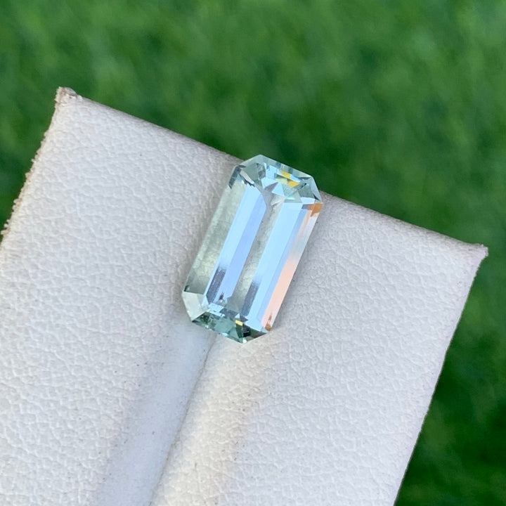 3.50 Carats Faceted Semi-Precious Aquamarine Stone