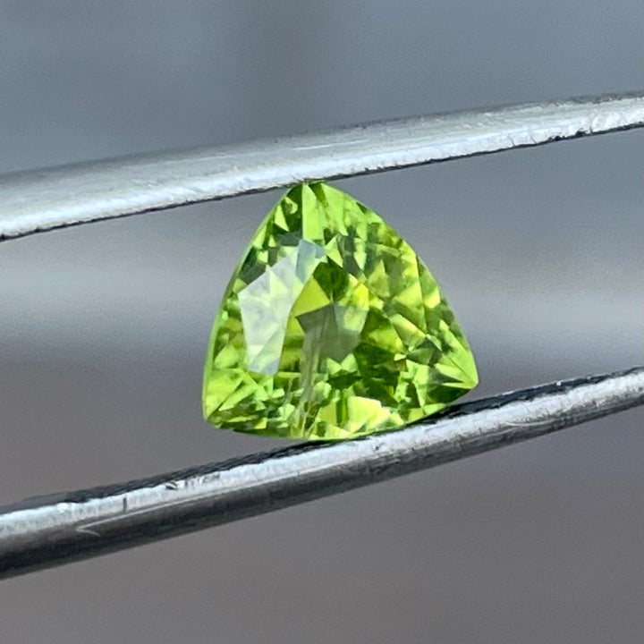 0.95 Carats Faceted Peridot - Noble Gemstones®