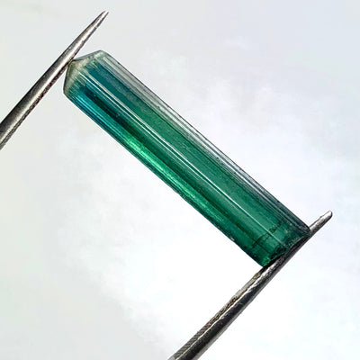 8.35 Carats Facet Rough Bi-Color Greenish Blue Afghanistan Tourmaline - Noble Gemstones®
