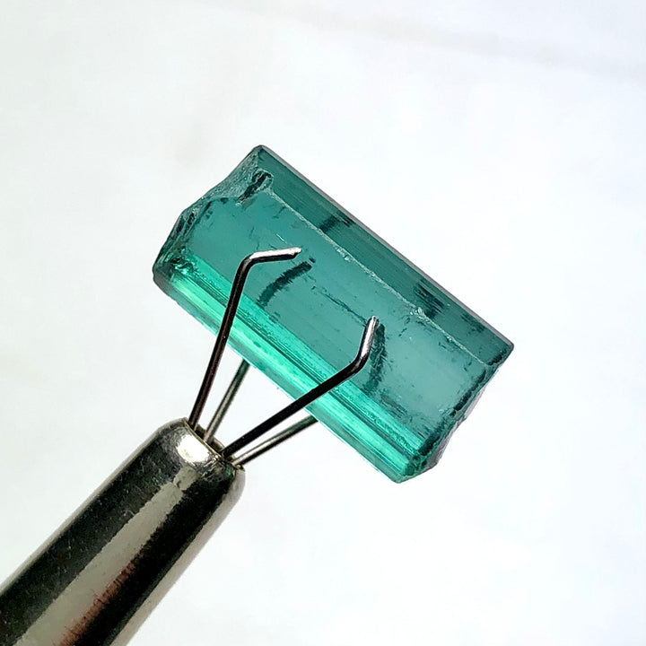 7.35 Carats Facet Rough Indicolite Tourmaline - Noble Gemstones®