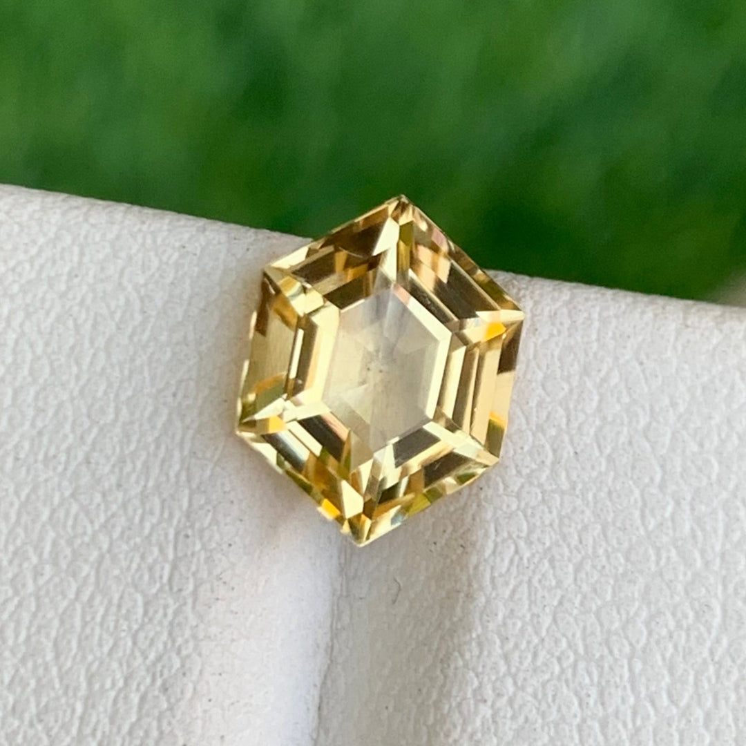 3 Carats Faceted Semi-Precious Bright Citrine