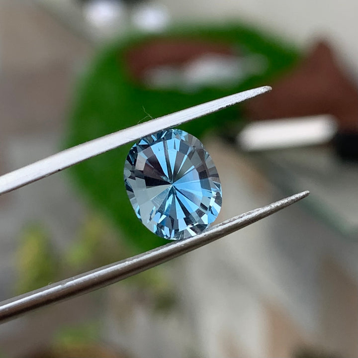 4.60 Carats Faceted Blue Topaz - Noble Gemstones®