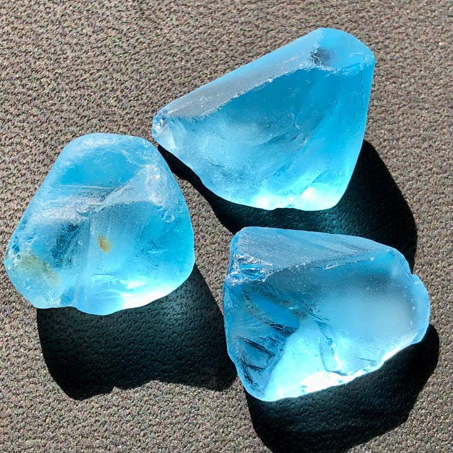 21.81 Grams Facet Rough London Topaz - Noble Gemstones®