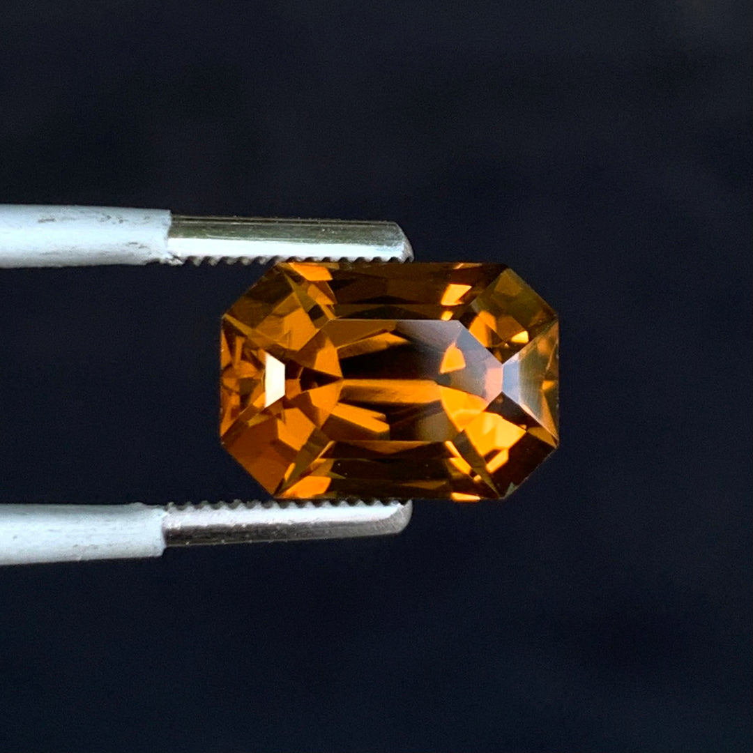 5.25 Carats Faceted Semi-Precious Golden Citrine